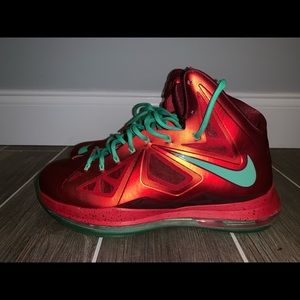 LeBron X Christmas